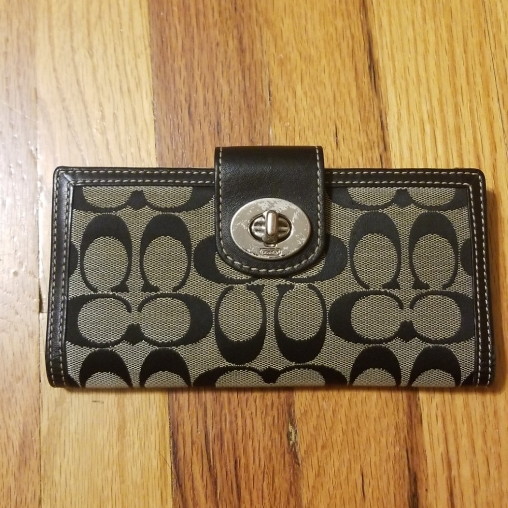 Black Coach Design Wallet